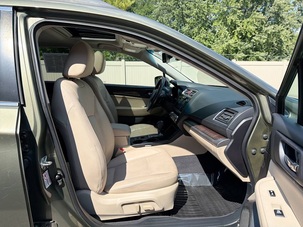 Thumbnail: 2017 Subaru Outback - 11