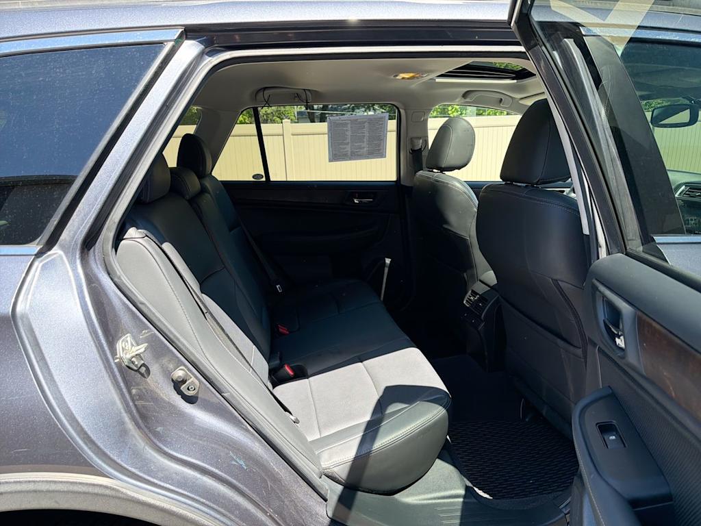 Thumbnail: 2016 Subaru Outback - 32