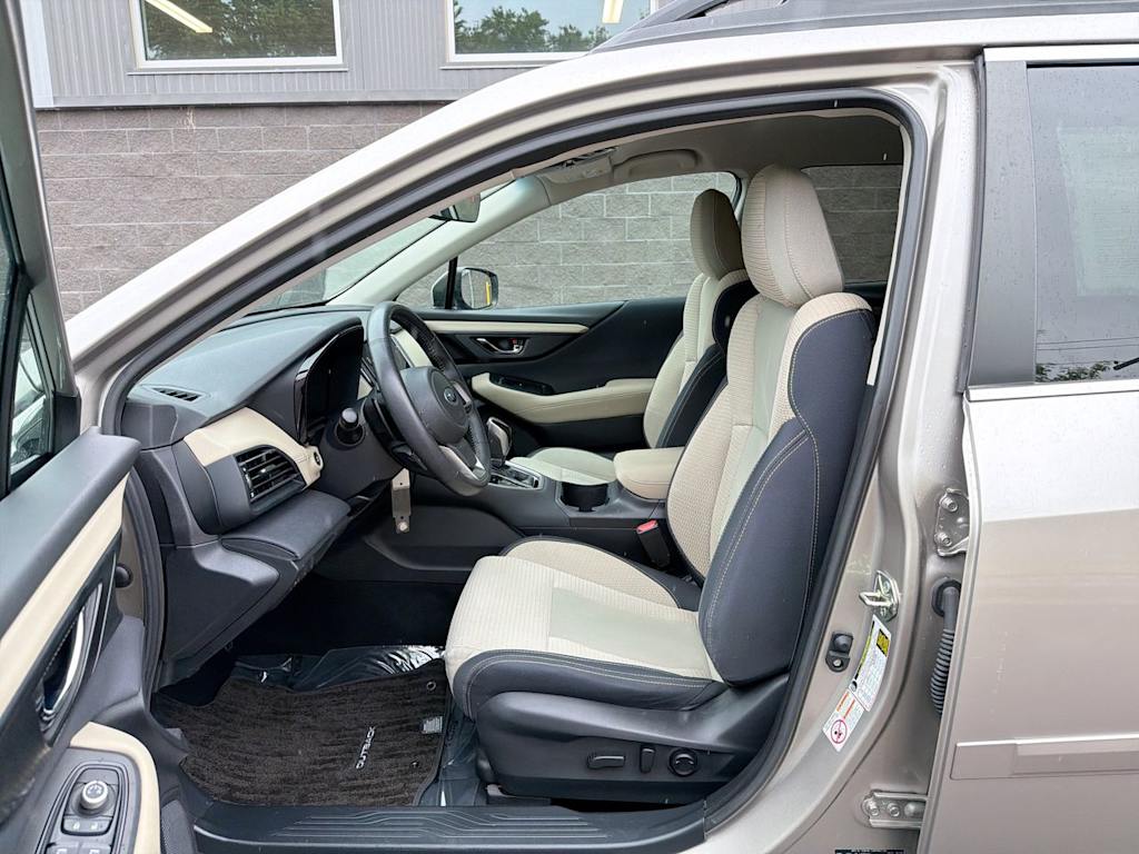 Thumbnail: 2020 Subaru Outback - 10