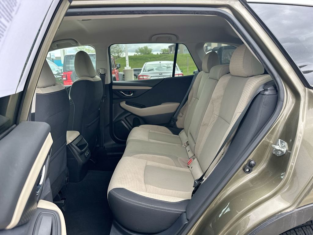 2020 Subaru Outback Premium 31