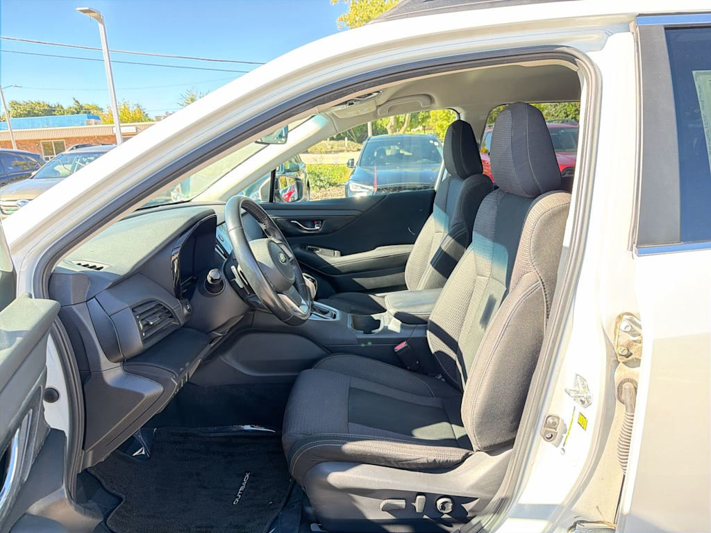 Thumbnail: 2021 Subaru Outback - 10