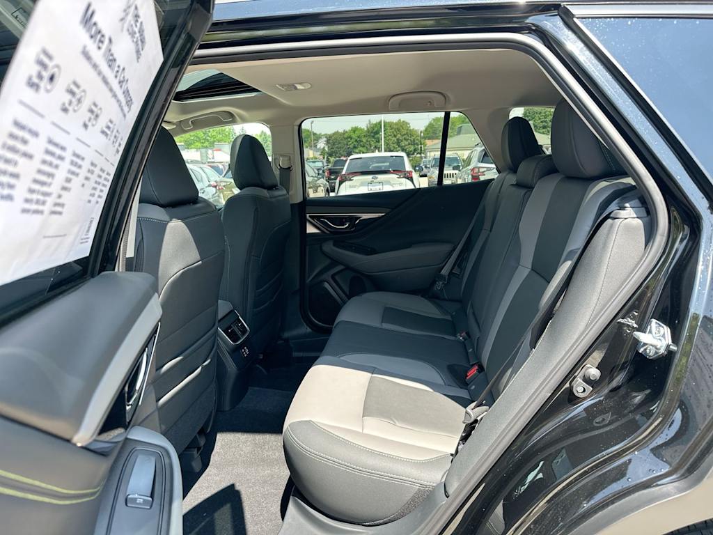 2025 Subaru Outback Onyx Edition 31