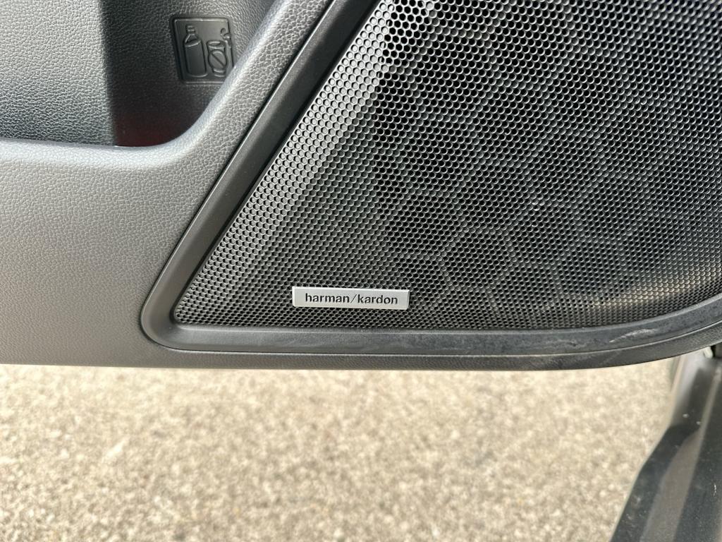 2021 Subaru Outback Limited 34