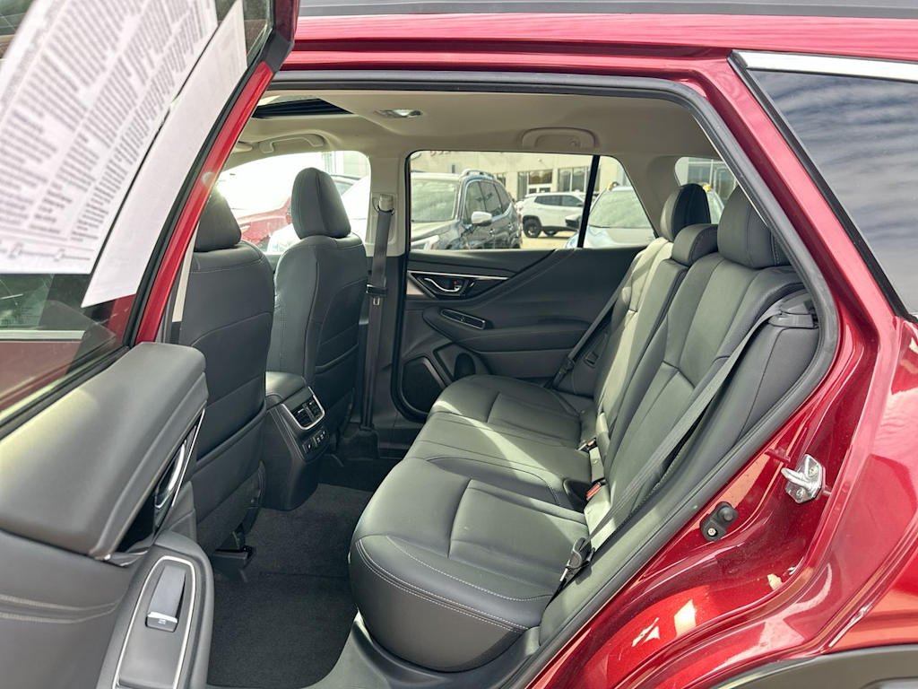 Thumbnail: 2021 Subaru Outback - 32