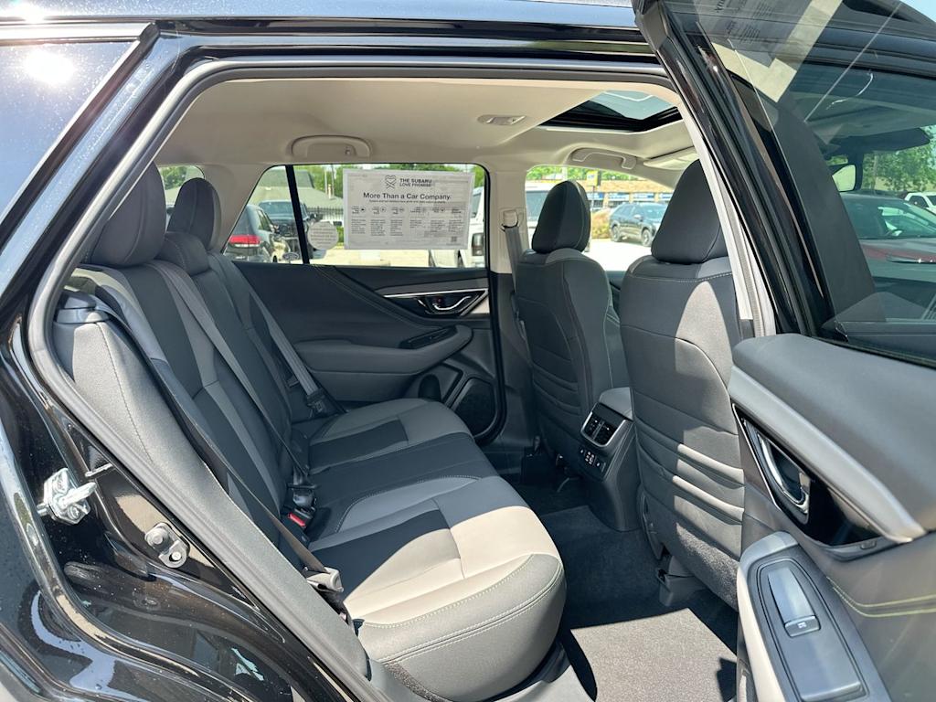 2025 Subaru Outback Onyx Edition 32