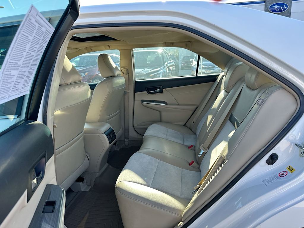 Thumbnail: 2013 Toyota Camry - 22