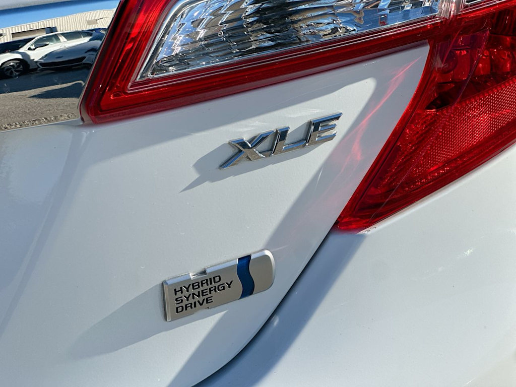 Thumbnail: 2013 Toyota Camry - 19