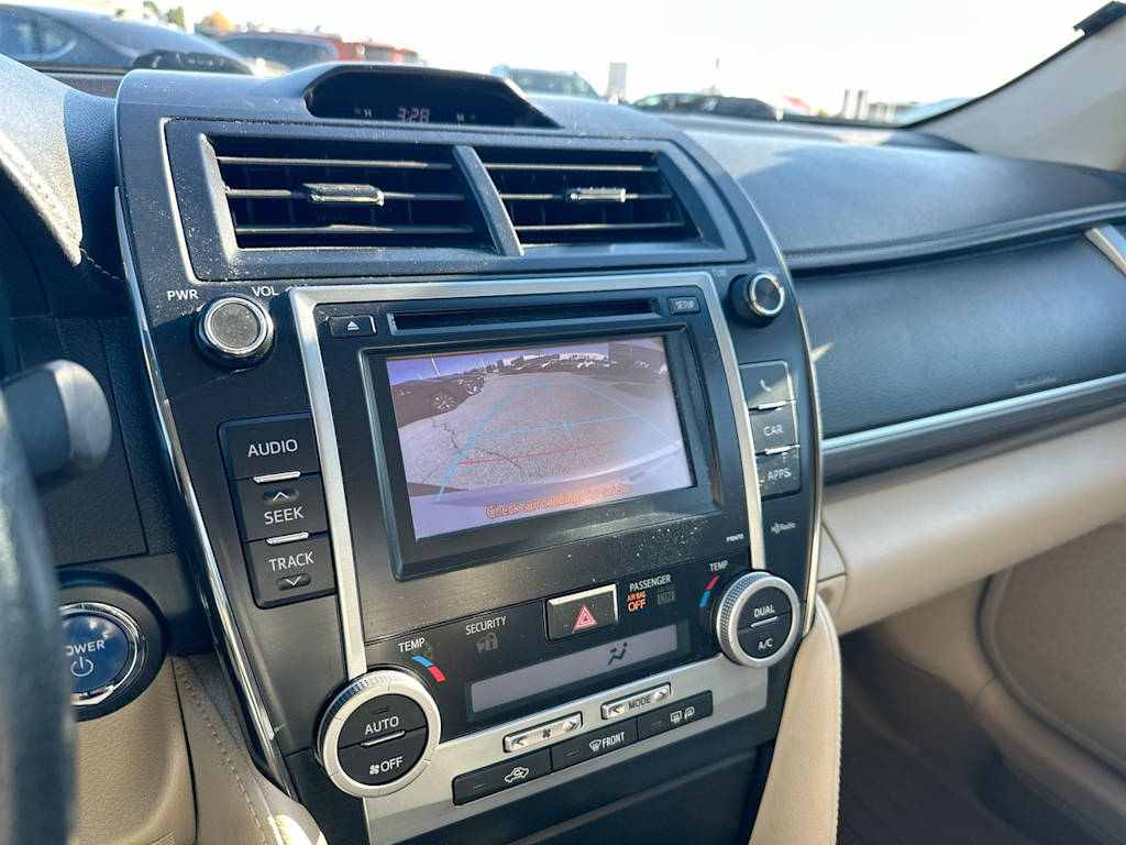 Thumbnail: 2013 Toyota Camry - 26