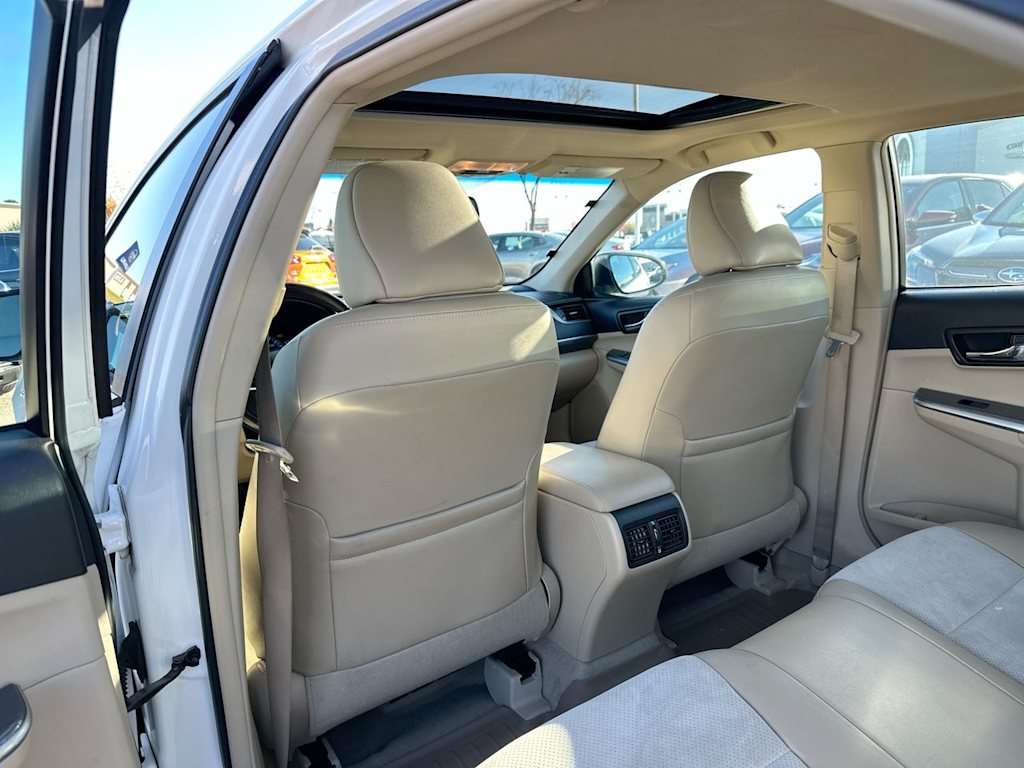 Thumbnail: 2013 Toyota Camry - 11