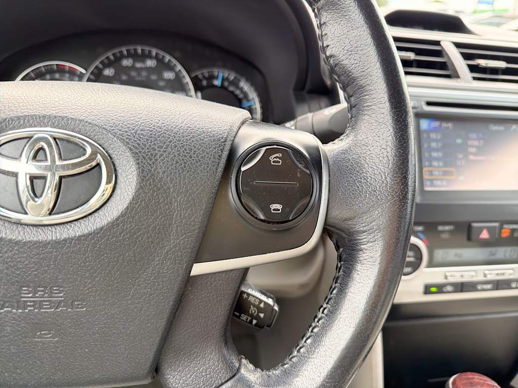 Thumbnail: 2013 Toyota Camry - 35