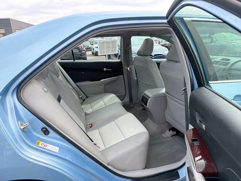 Thumbnail: 2013 Toyota Camry - 33