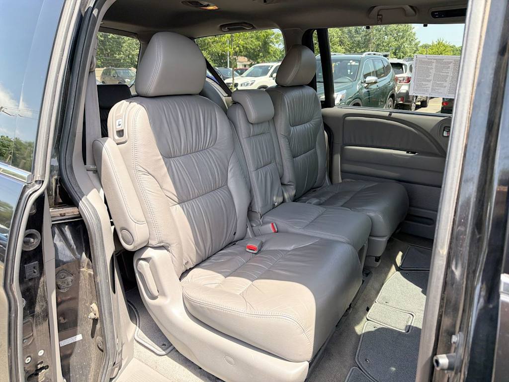Thumbnail: 2010 Honda Odyssey - 33