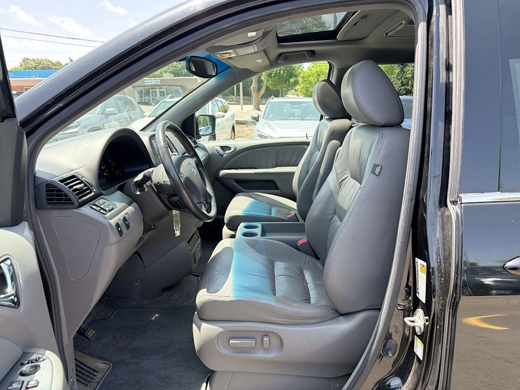 Thumbnail: 2010 Honda Odyssey - 10