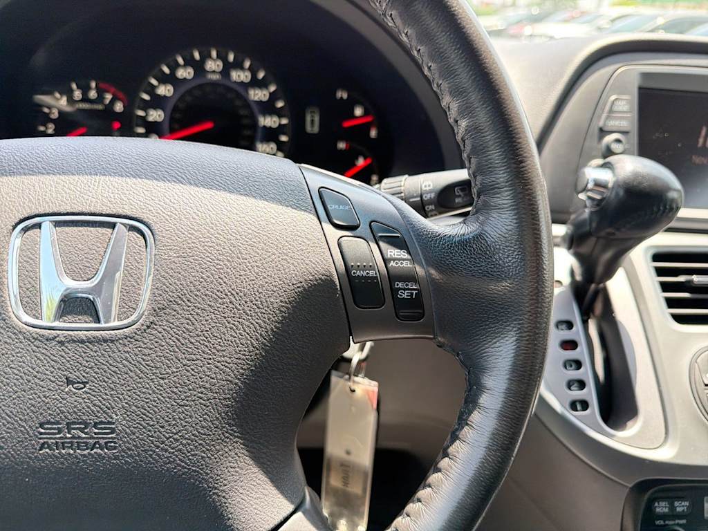 Thumbnail: 2010 Honda Odyssey - 13