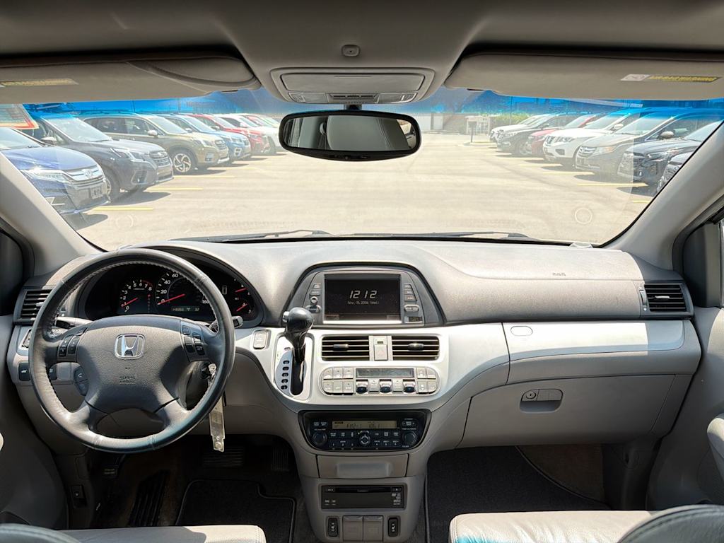 Thumbnail: 2010 Honda Odyssey - 2