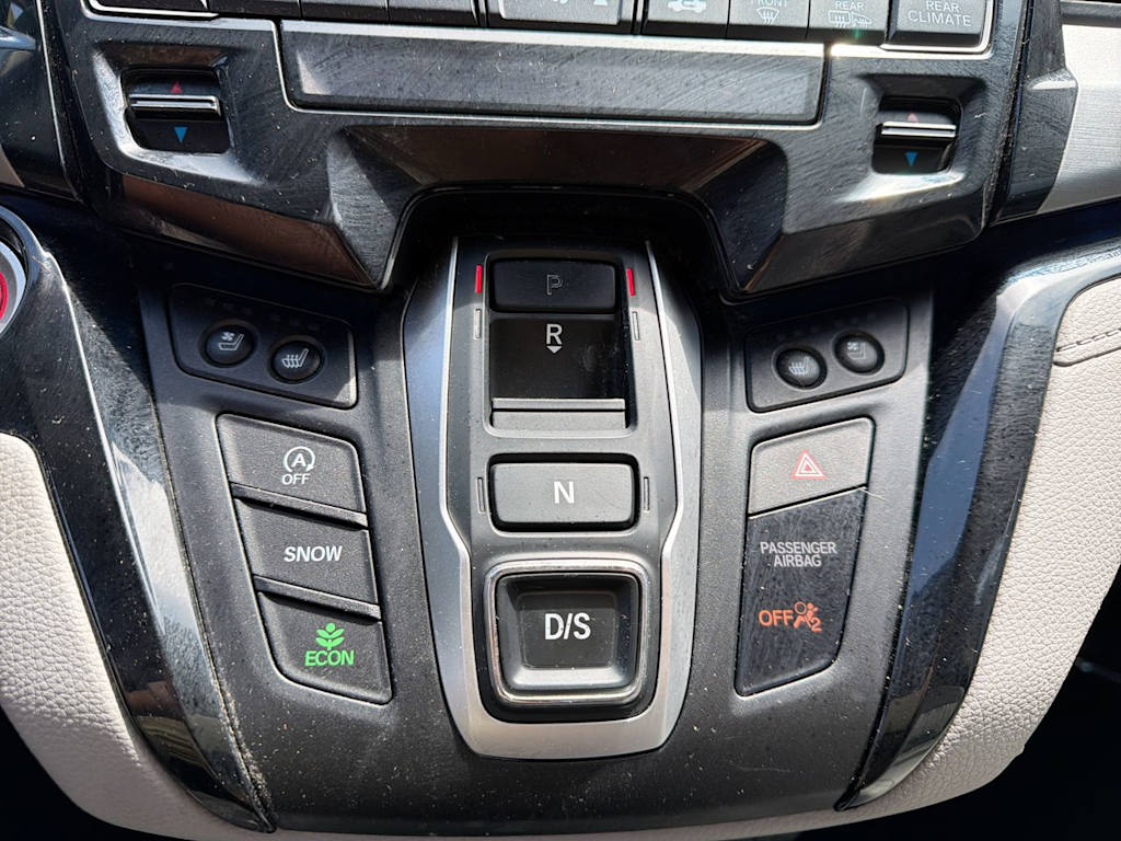 Thumbnail: 2018 Honda Odyssey - 37