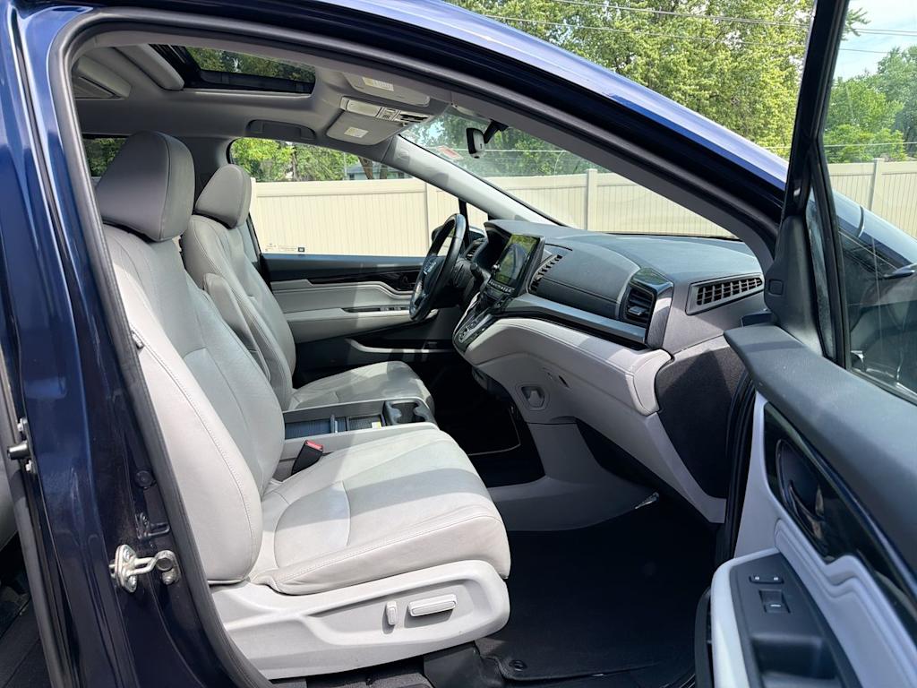 Thumbnail: 2018 Honda Odyssey - 11