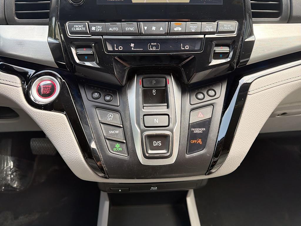 Thumbnail: 2018 Honda Odyssey - 38