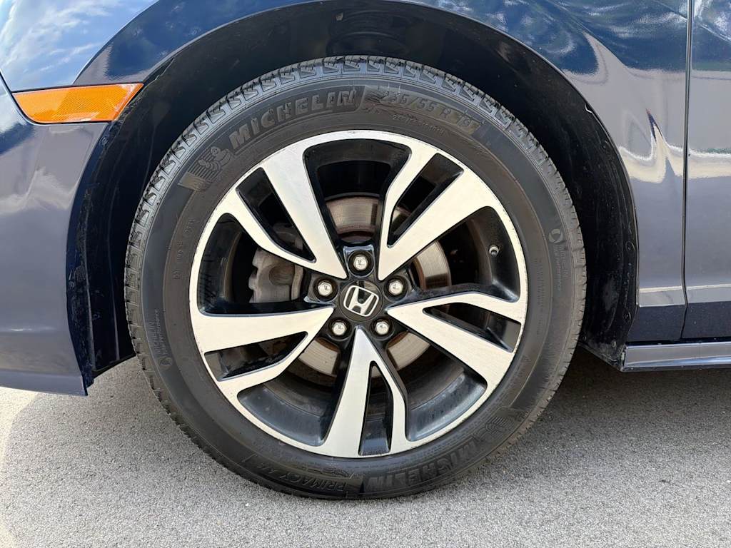 Thumbnail: 2018 Honda Odyssey - 8