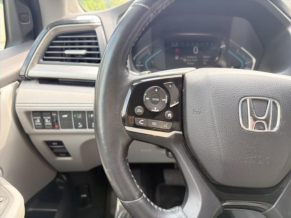 Thumbnail: 2018 Honda Odyssey - 34