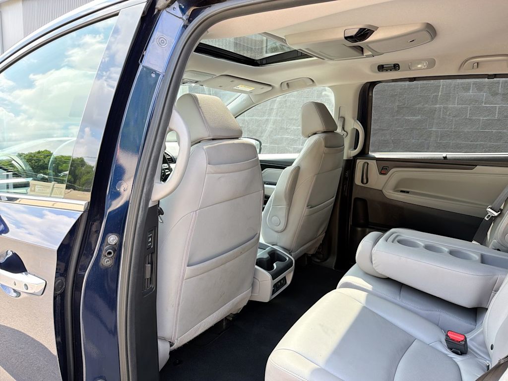 Thumbnail: 2018 Honda Odyssey - 12