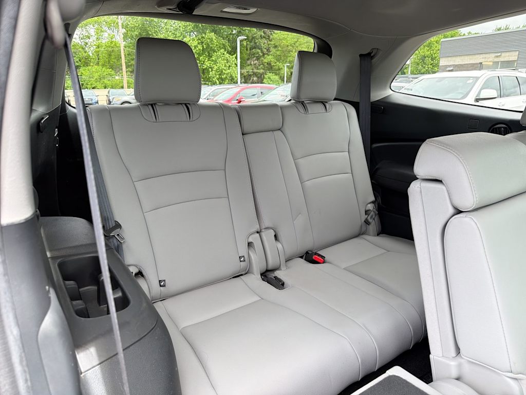 Thumbnail: 2020 Honda Pilot - 32