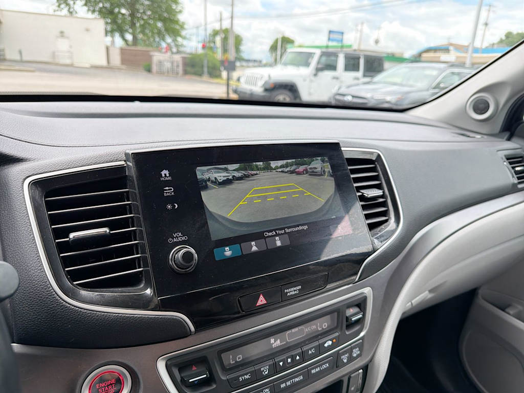 Thumbnail: 2020 Honda Pilot - 13