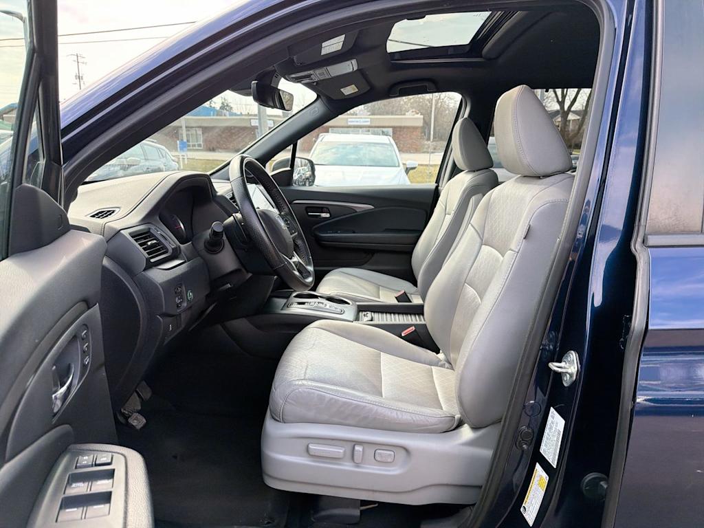 Thumbnail: 2020 Honda Passport - 10