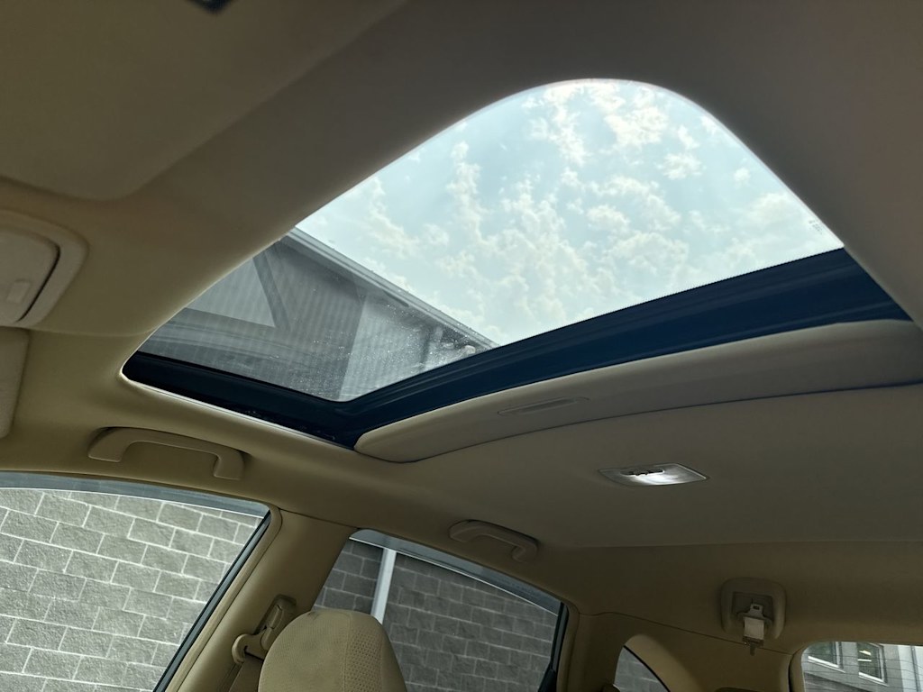 Thumbnail: 2010 Honda CR-V - 33