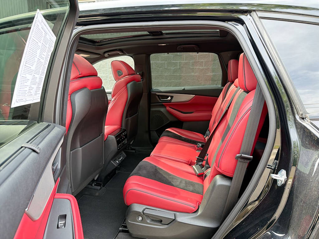 Thumbnail: 2023 Acura MDX - 31