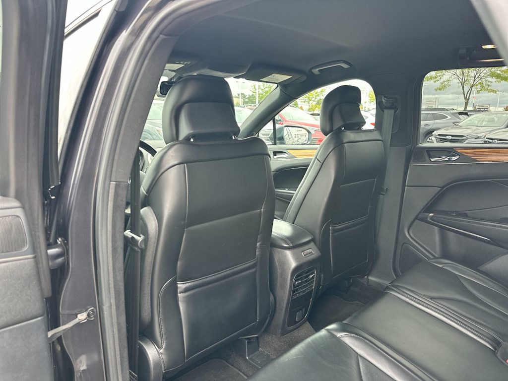 Thumbnail: 2015 Lincoln MKC - 12