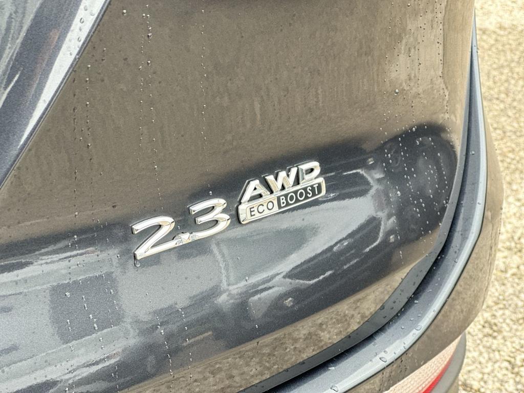 Thumbnail: 2015 Lincoln MKC - 29