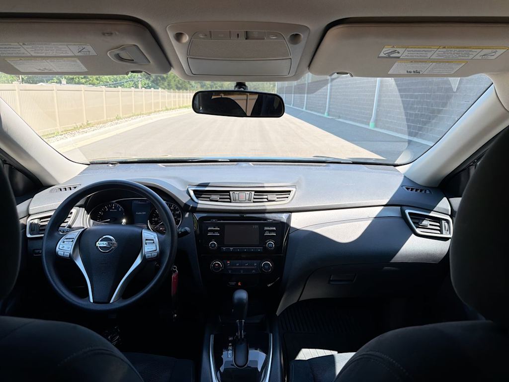 Thumbnail: 2015 Nissan Rogue - 2