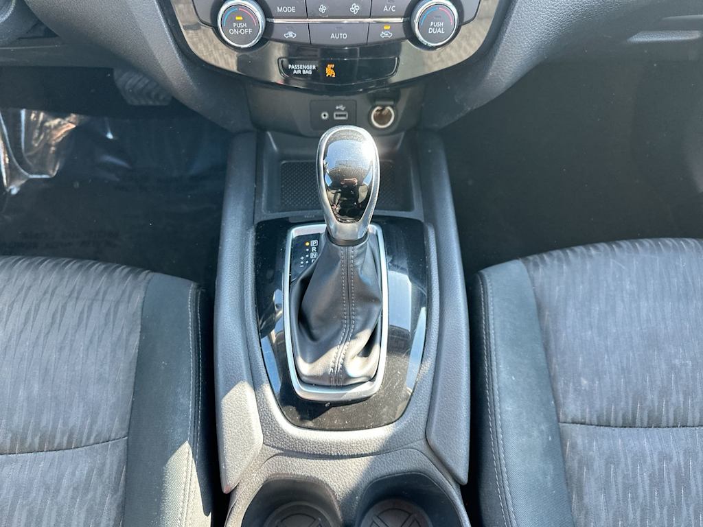 Thumbnail: 2018 Nissan Rogue - 35