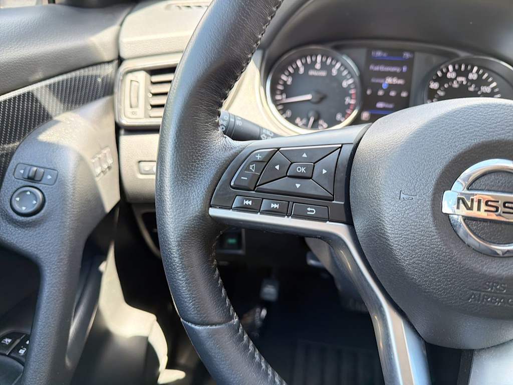 Thumbnail: 2018 Nissan Rogue - 34