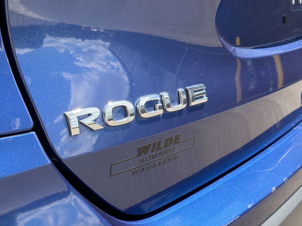 Thumbnail: 2018 Nissan Rogue - 7