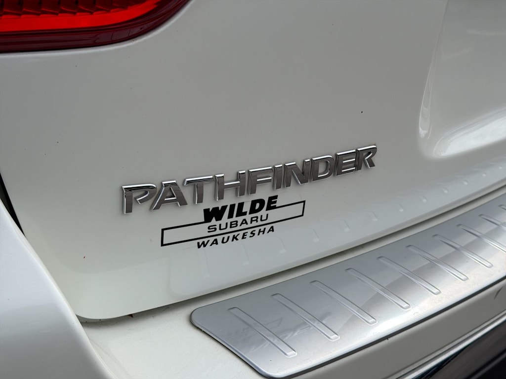 Thumbnail: 2019 Nissan Pathfinder - 7