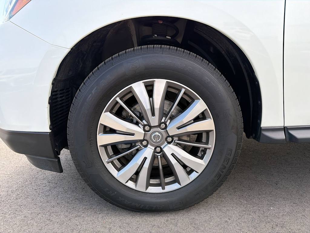 Thumbnail: 2019 Nissan Pathfinder - 8