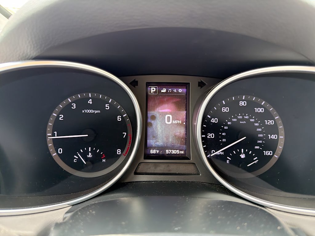 Thumbnail: 2018 Hyundai Santa Fe - 15