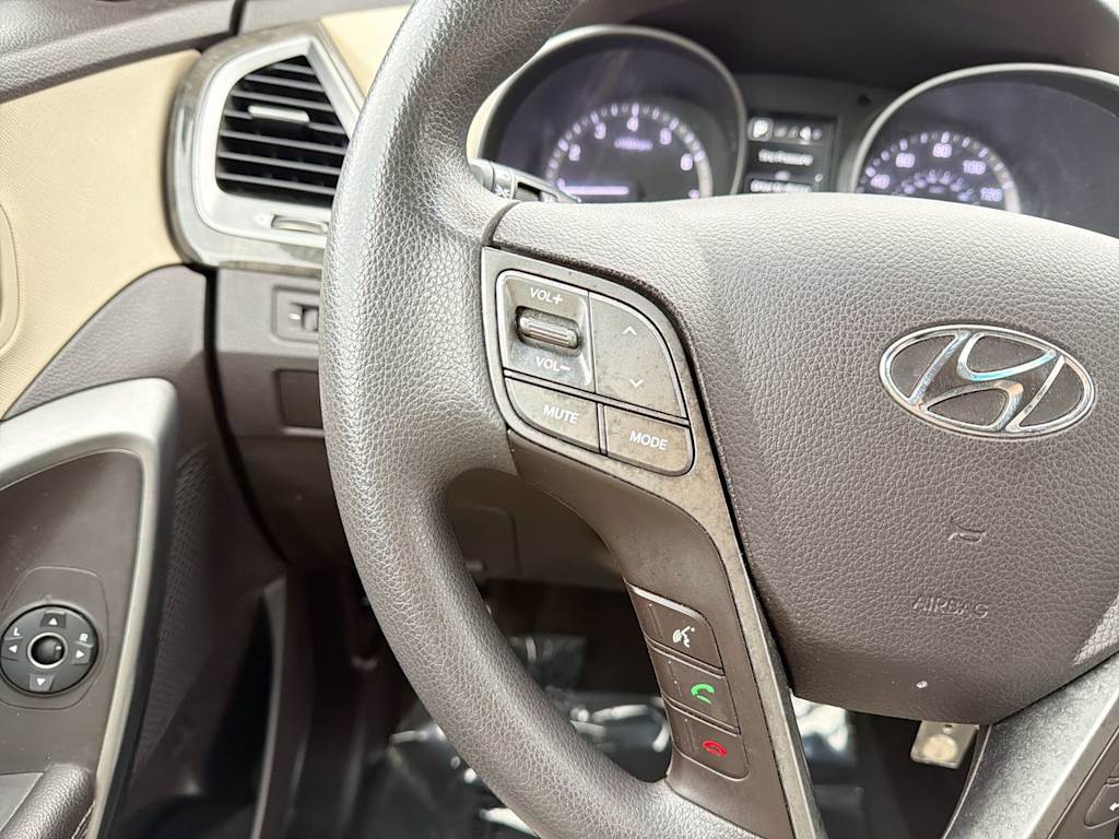 Thumbnail: 2017 Hyundai Santa Fe - 32