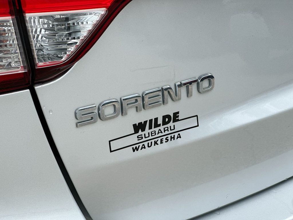 Thumbnail: 2015 Kia Sorento - 7