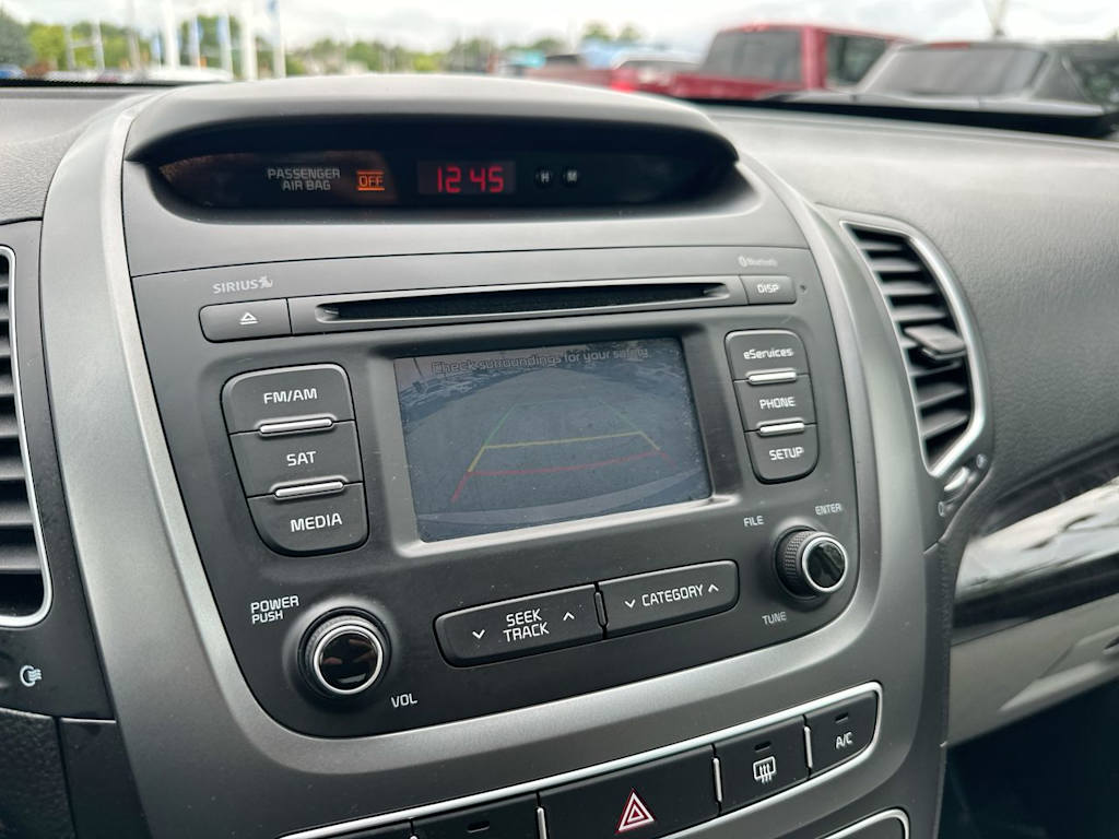 Thumbnail: 2015 Kia Sorento - 13