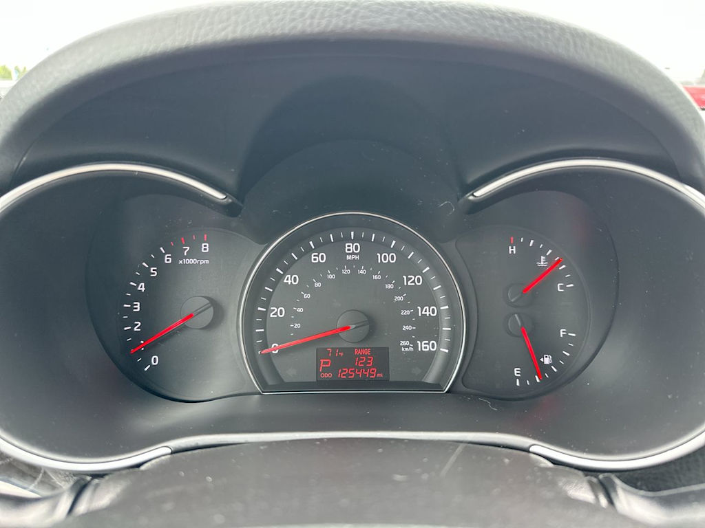 Thumbnail: 2015 Kia Sorento - 15