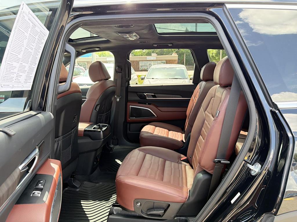 Thumbnail: 2024 Kia Telluride - 30