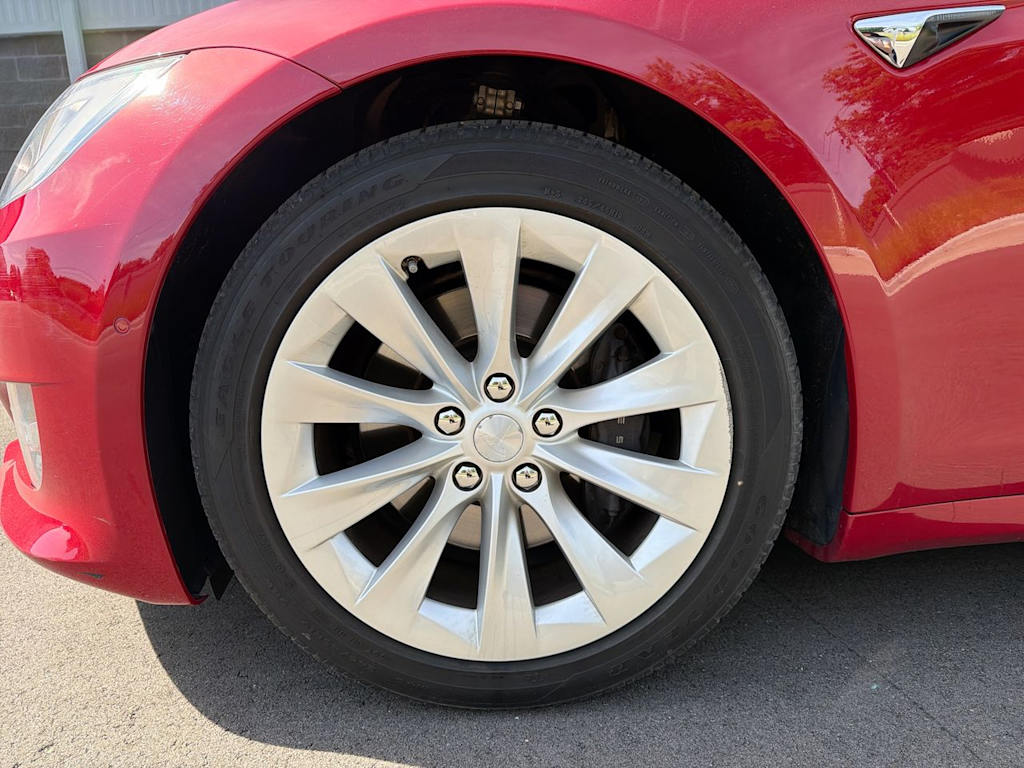 Thumbnail: 2018 Tesla Model S - 8