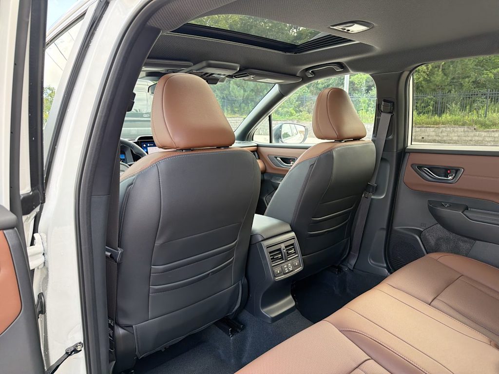 Thumbnail: 2026 Subaru Outback - 12