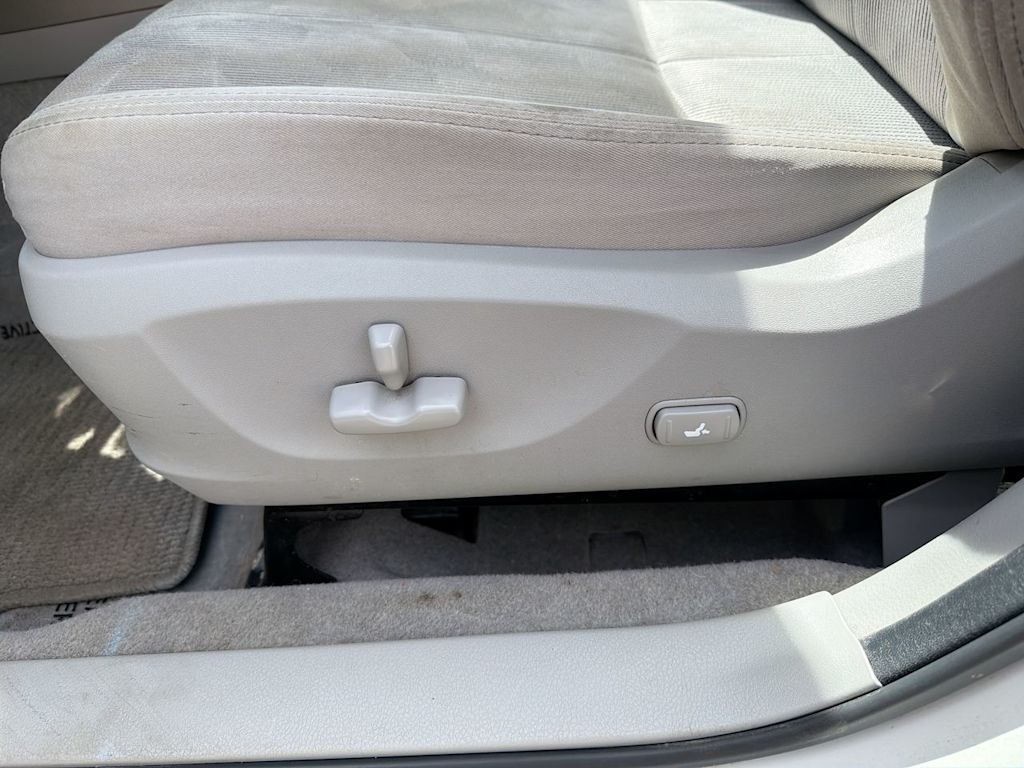Thumbnail: 2010 Subaru Forester - 26