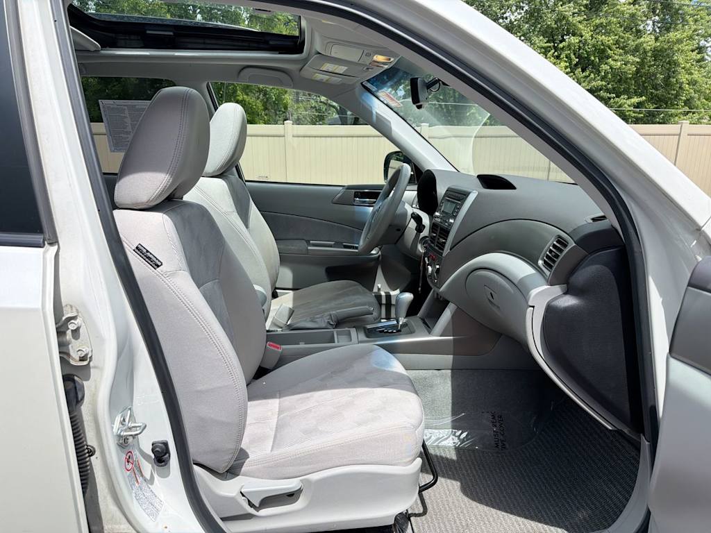 Thumbnail: 2010 Subaru Forester - 11