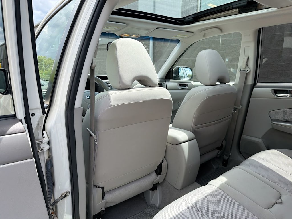 Thumbnail: 2010 Subaru Forester - 12