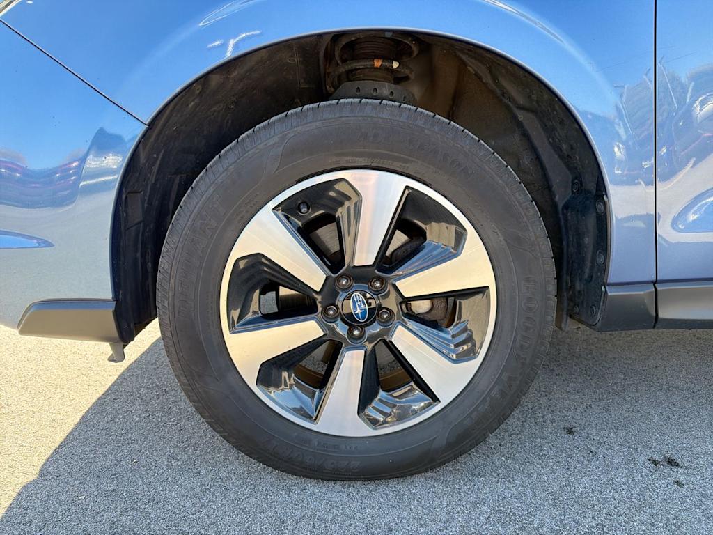 Thumbnail: 2017 Subaru Forester - 8